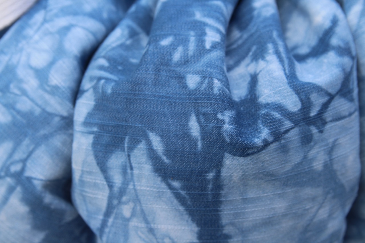 KOsCHino Kochkissen Jeans mit Batik – Bild 6