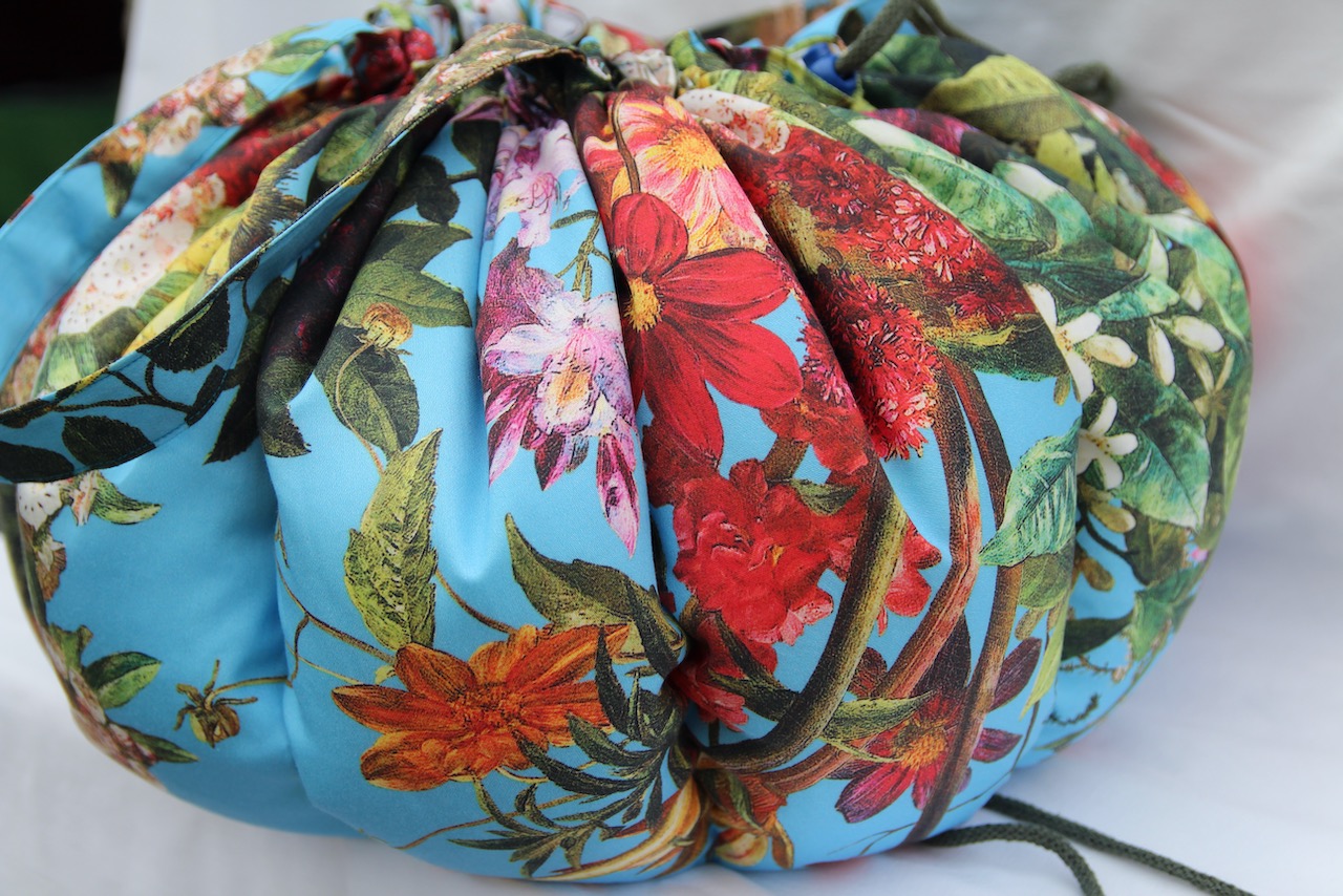 KOsCHino Kochkissen Blütenzauber Groß – Bild 7