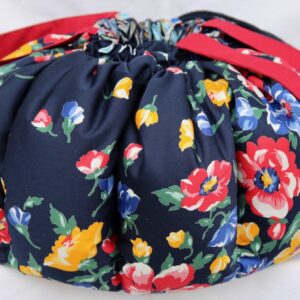 KOsCHino Kochkissen Nachtblau mit Blumen Groß