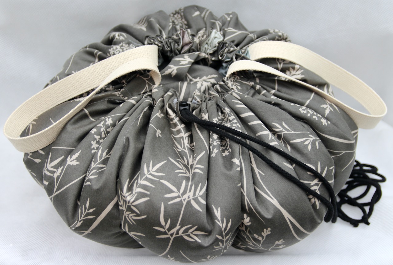 KOsCHino Kochkissen Grau mit Gräsern Groß